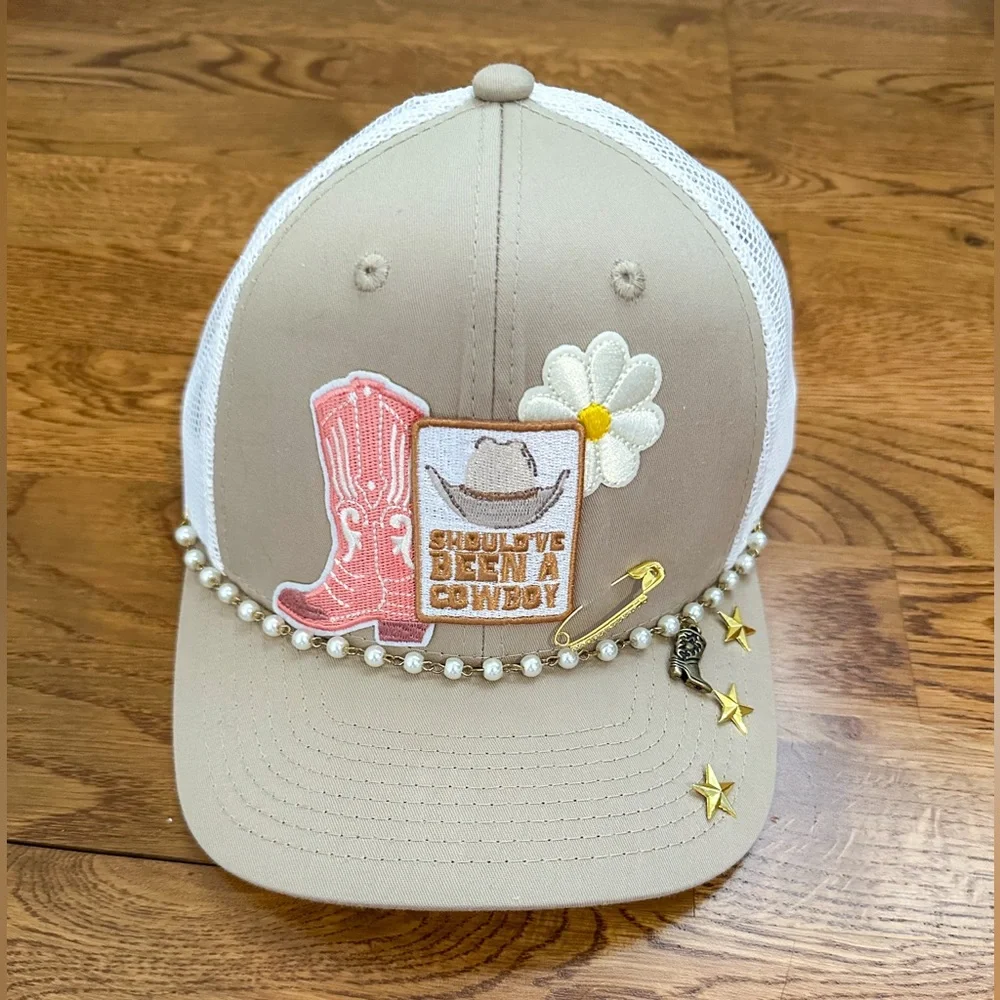 NWT Country Cowboy Trucker Hat - Picture 1 of 12